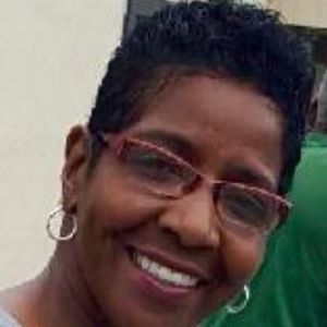 Meet your Posher, Deborah